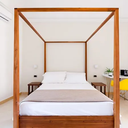 Plaza 4* Pompeji