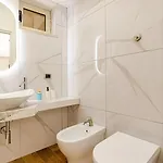 Bed and breakfast Plaza 4*