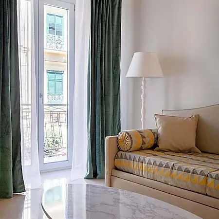 Plaza 4* Pompeya